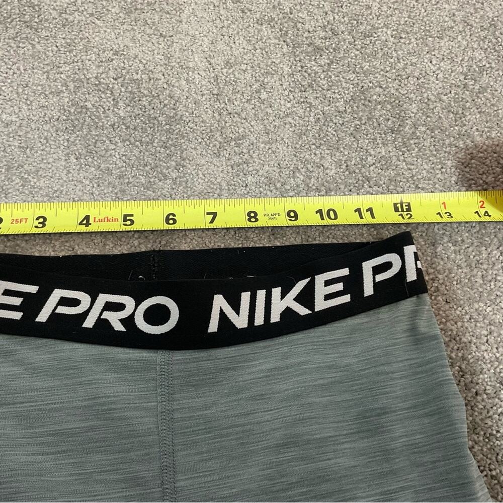 Nike Pro Women's 7" High Rise Shorts Gray Smoke Compression Training M - Picture 4 of 6